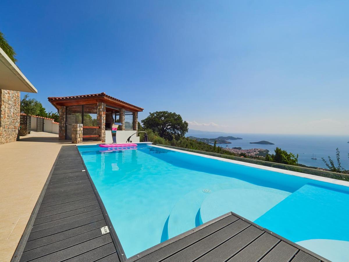 Sky Sea Resort & Villas Megali Ammos  Exterior photo