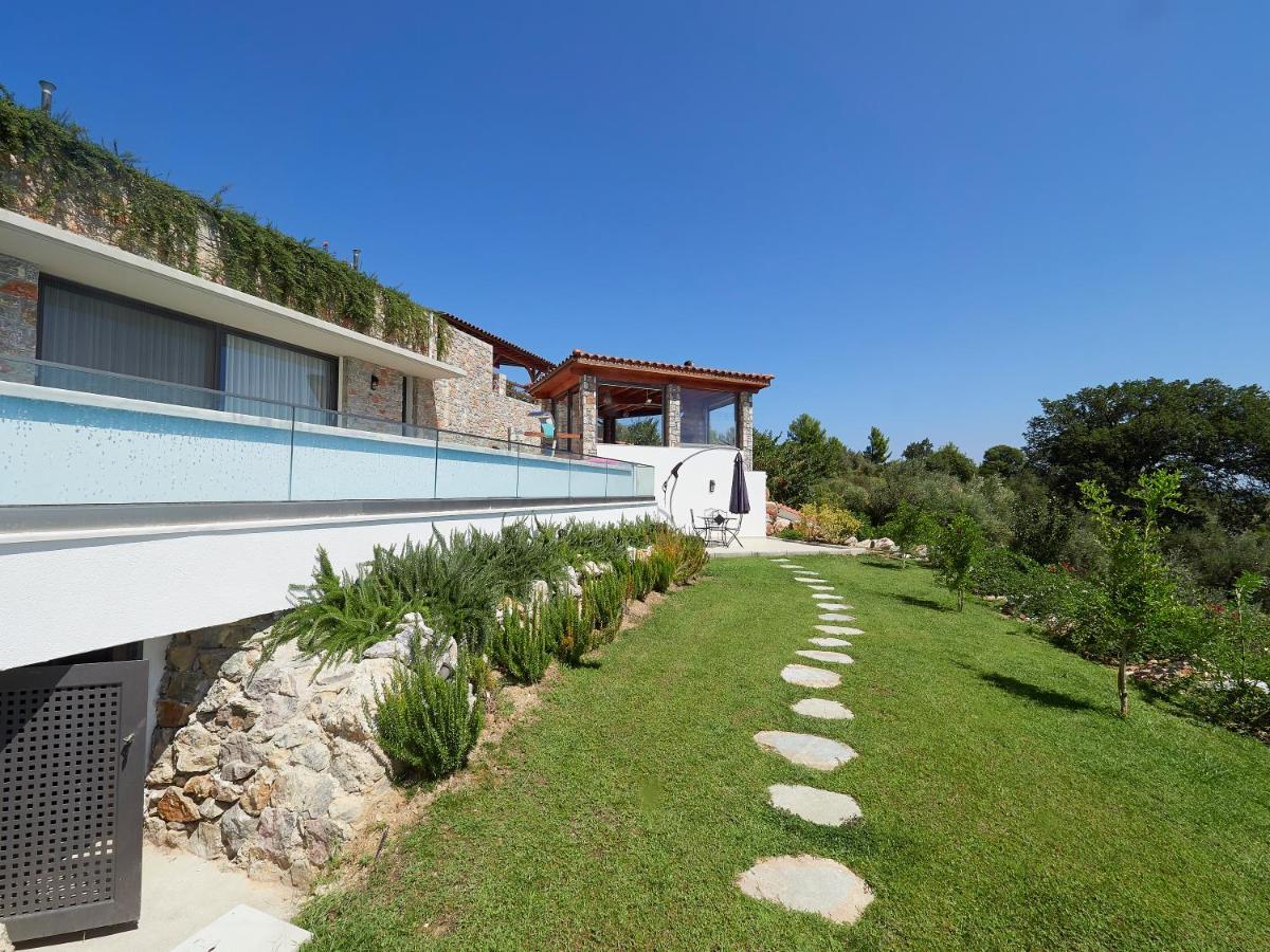 Sky Sea Resort & Villas Megali Ammos  Exterior photo