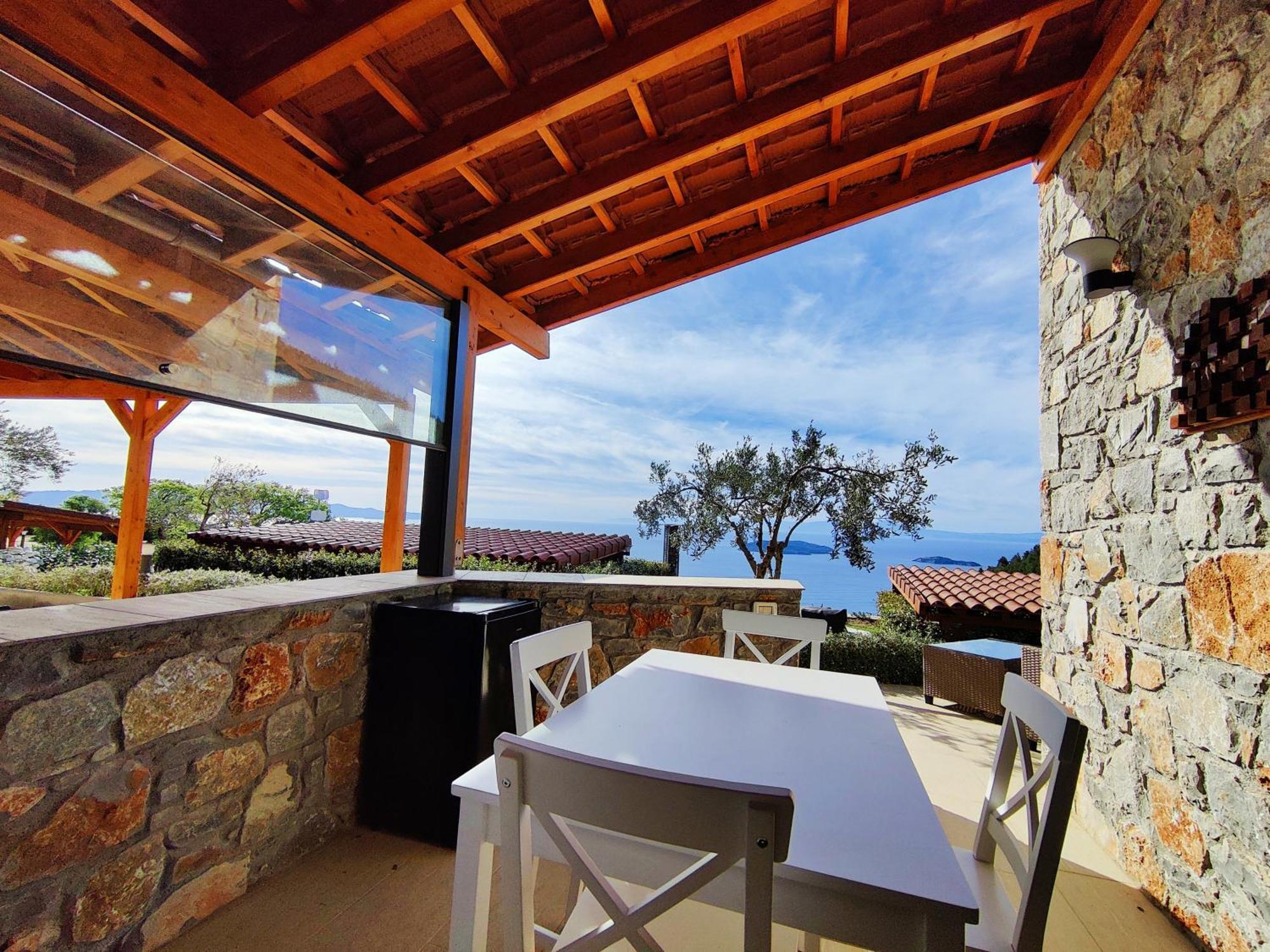Sky Sea Resort & Villas Megali Ammos  Exterior photo