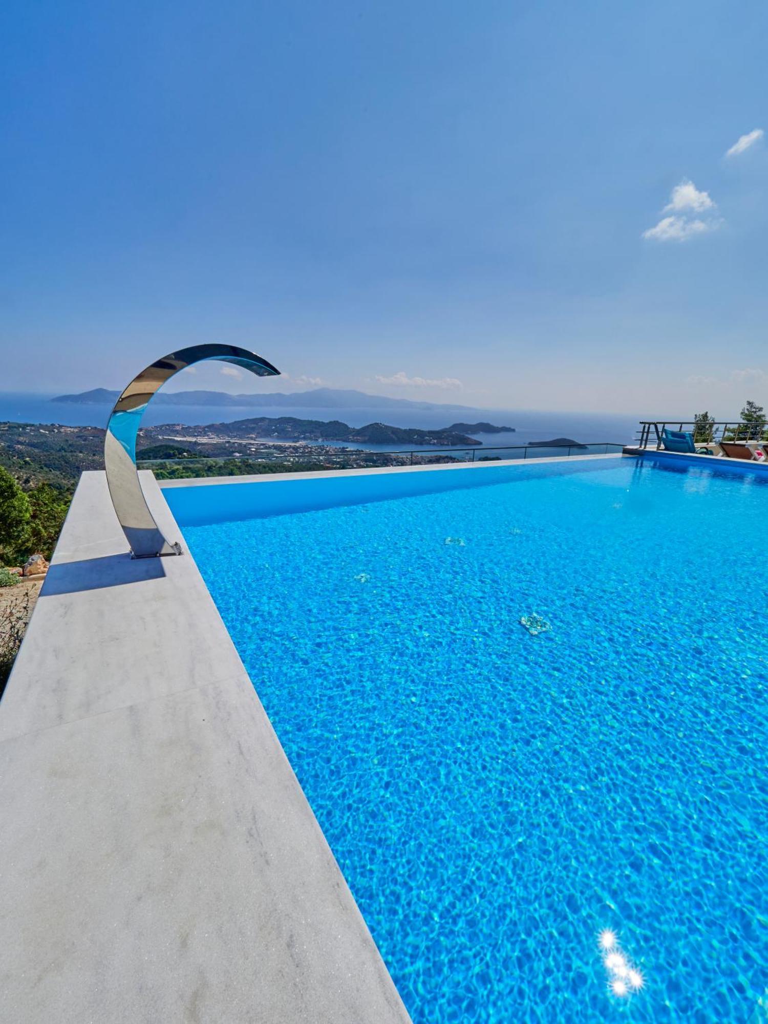 Sky Sea Resort & Villas Megali Ammos  Exterior photo